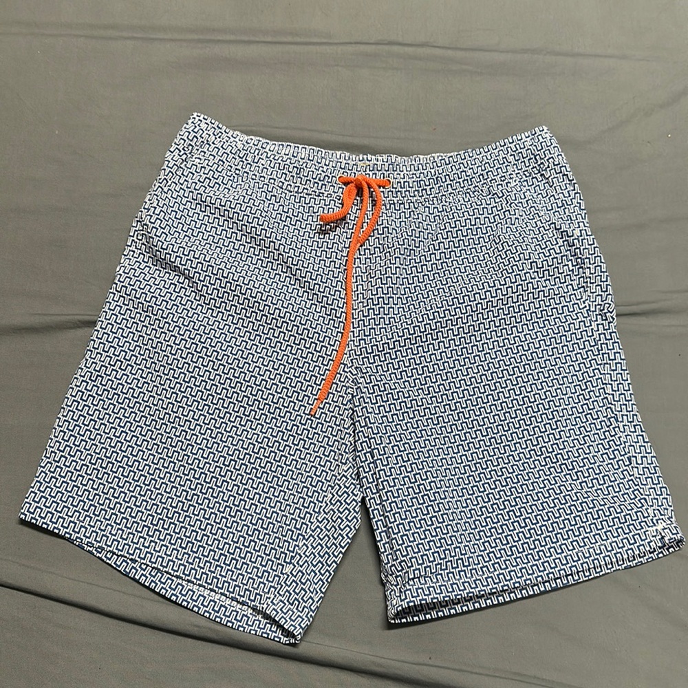 J. Crew, men's blue patterned mesh lined swim trunks medium stretch shorts